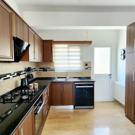 Villa 3 Bedroom In Alsancak *